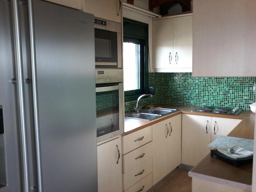 Artemis Sunrise Apartment Bagian luar foto