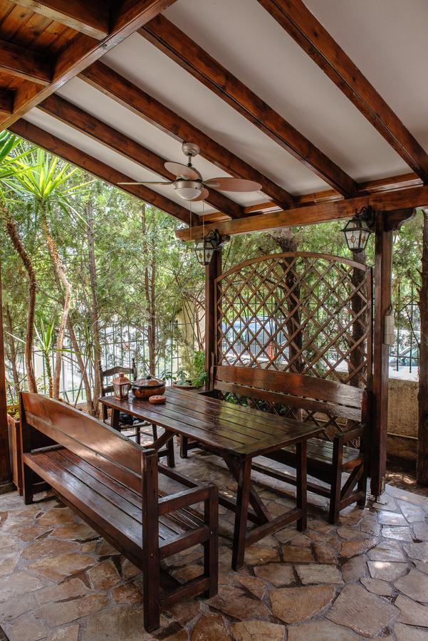 Artemis Sunrise Apartment Bagian luar foto